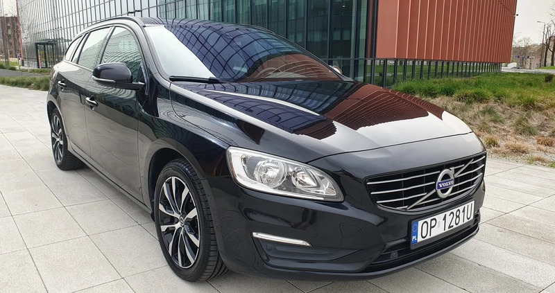 Volvo V60 cena 59900 przebieg: 166000, rok produkcji 2018 z Opole małe 529